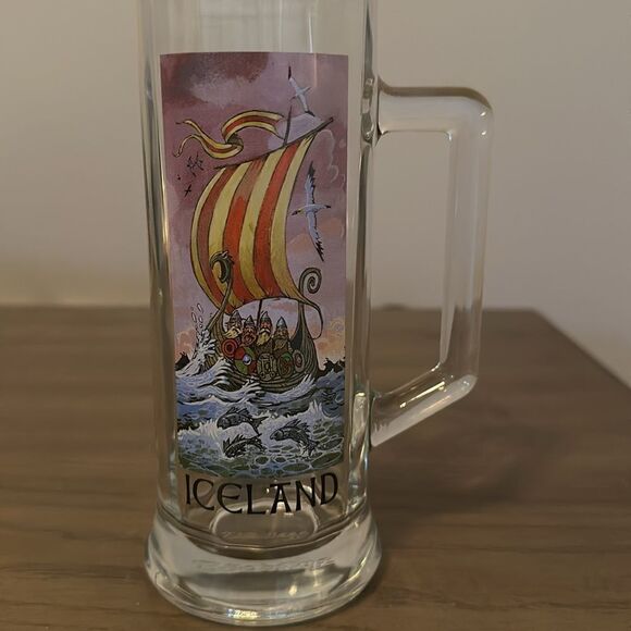 ‎Buckling Iceland Beer Glass mug - Picture 2 of 3